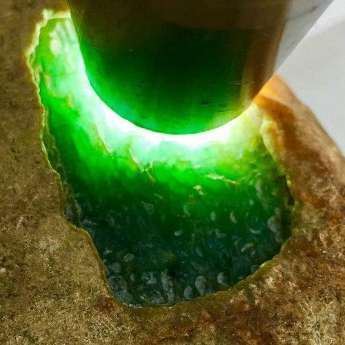 翡翠手镯 种水,翡翠手镯泡水-第1张图片-翡翠网 翡翠手镯 种水,翡翠手镯泡水-第1张图片-翡翠网