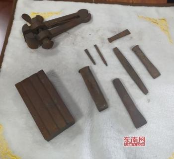 翡翠手镯到手腕哪里最合适,漳州哪里有翡翠手镯-第3张图片-翡翠网 翡翠手镯到手腕哪里最合适,漳州哪里有翡翠手镯-第3张图片-翡翠网