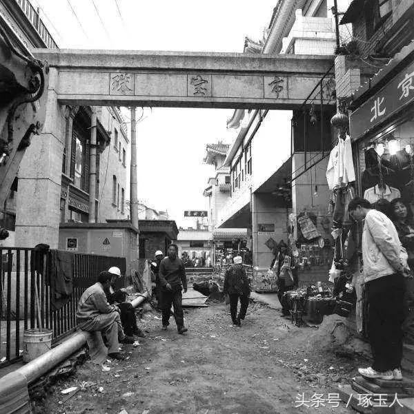 染色翡翠手镯特征图片老翡翠玉手镯图片-第1张图片-翡翠网 染色翡翠手镯特征图片老翡翠玉手镯图片-第1张图片-翡翠网