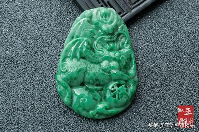 低档的花青翡翠图片花青种翡翠价格-第4张图片-翡翠网 低档的花青翡翠图片花青种翡翠价格-第4张图片-翡翠网