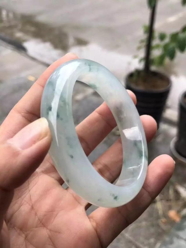 原石木那翡翠价格木那翡翠原石皮壳图解-第10张图片-翡翠网 原石木那翡翠价格木那翡翠原石皮壳图解-第10张图片-翡翠网