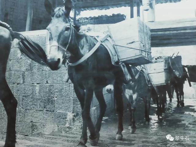 翡翠公斤料翡翠原石公斤料-第2张图片-翡翠网 翡翠公斤料翡翠原石公斤料-第2张图片-翡翠网