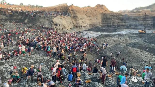 翡翠公斤料翡翠原石公斤料-第6张图片-翡翠网 翡翠公斤料翡翠原石公斤料-第6张图片-翡翠网