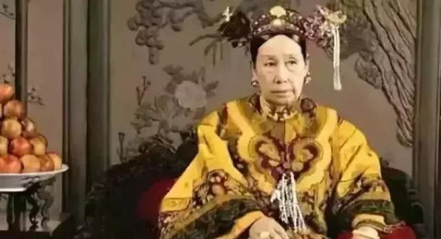 怡泰祥翡翠官网价格怡泰祥翡翠手镯-第9张图片-翡翠网 怡泰祥翡翠官网价格怡泰祥翡翠手镯-第9张图片-翡翠网