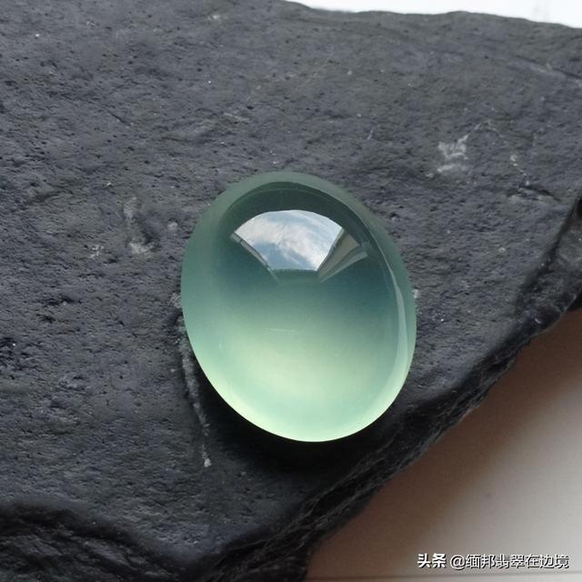 灰绿色翡翠手镯好看吗灰绿色翡翠手镯图片-第15张图片-翡翠网 灰绿色翡翠手镯好看吗灰绿色翡翠手镯图片-第15张图片-翡翠网