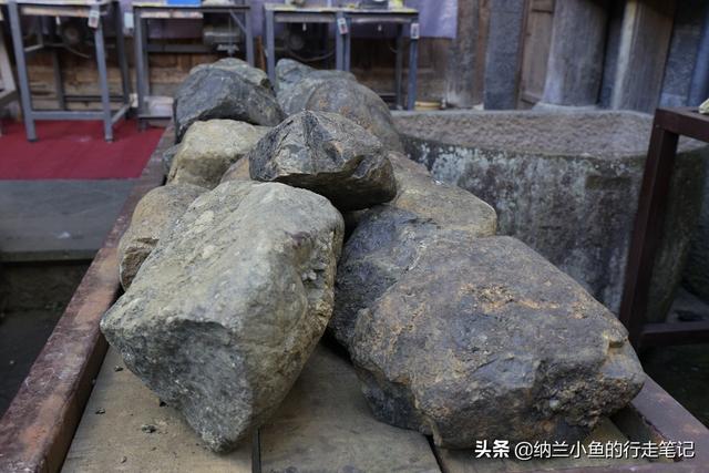 云南翡翠原石市场在哪里,云南翡翠原石产地-第6张图片-翡翠网 云南翡翠原石市场在哪里,云南翡翠原石产地-第6张图片-翡翠网