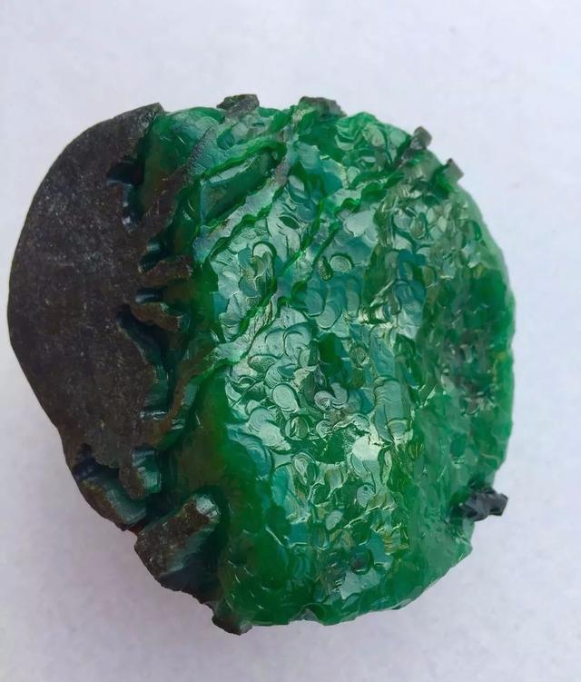 莫湾基翡翠原石莫湾基翡翠原石切片图片-第6张图片-翡翠网 莫湾基翡翠原石莫湾基翡翠原石切片图片-第6张图片-翡翠网