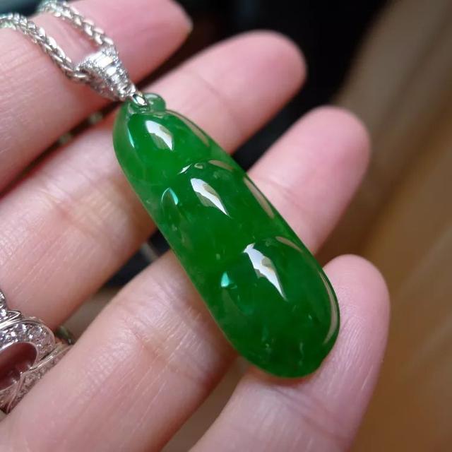 莫湾基翡翠原石莫湾基翡翠原石切片图片-第10张图片-翡翠网 莫湾基翡翠原石莫湾基翡翠原石切片图片-第10张图片-翡翠网