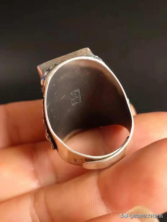 翡翠戒面要达到多少厚度才好,老翡翠戒面价格-第2张图片-翡翠网 翡翠戒面要达到多少厚度才好,老翡翠戒面价格-第2张图片-翡翠网