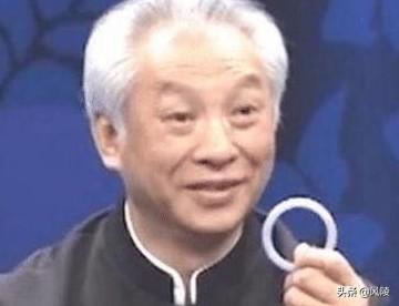 怎么辨别真假翡翠手镯视频,老年翡翠手镯视频-第3张图片-翡翠网 怎么辨别真假翡翠手镯视频,老年翡翠手镯视频-第3张图片-翡翠网