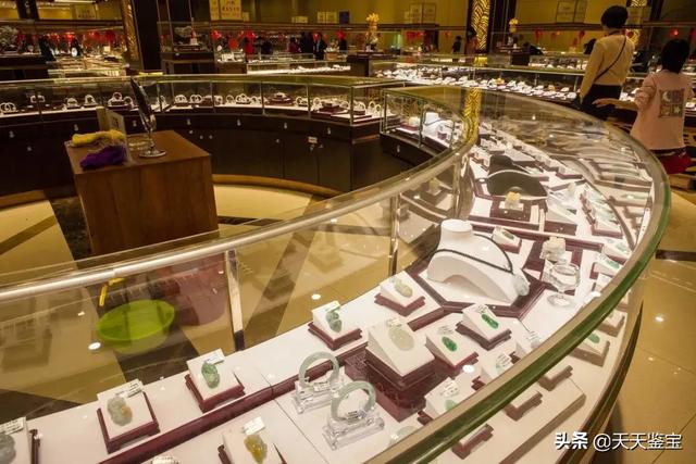 包含翡翠a货什么意思天天鉴宝的词条-第1张图片-翡翠网 包含翡翠a货什么意思天天鉴宝的词条-第1张图片-翡翠网