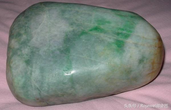 翡翠手镯 种翡翠手镯种老种嫩怎么看-第1张图片-翡翠网 翡翠手镯 种翡翠手镯种老种嫩怎么看-第1张图片-翡翠网