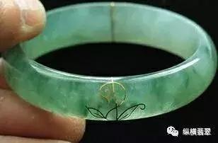 泡温泉会使翡翠手镯变色吗带翡翠手镯能泡温泉吗-第5张图片-翡翠网 泡温泉会使翡翠手镯变色吗带翡翠手镯能泡温泉吗-第5张图片-翡翠网