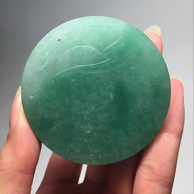 豆糯种翡翠手镯图片翡翠豆地手镯-第4张图片-翡翠网 豆糯种翡翠手镯图片翡翠豆地手镯-第4张图片-翡翠网