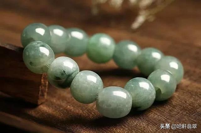 翡翠手镯底子发灰翡翠手镯底子粗能带细腻了吗-第2张图片-翡翠网 翡翠手镯底子发灰翡翠手镯底子粗能带细腻了吗-第2张图片-翡翠网