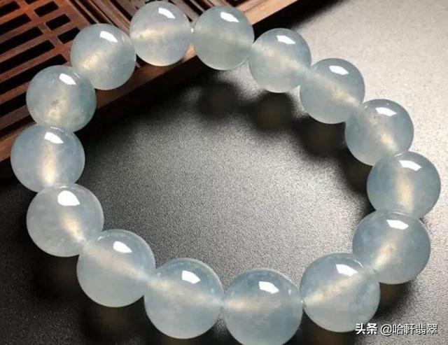 翡翠手镯底子发灰翡翠手镯底子粗能带细腻了吗-第7张图片-翡翠网 翡翠手镯底子发灰翡翠手镯底子粗能带细腻了吗-第7张图片-翡翠网