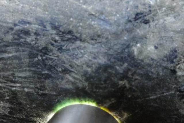 南齐白雾的翡翠原石黑皮白雾翡翠原石图片-第4张图片-翡翠网 南齐白雾的翡翠原石黑皮白雾翡翠原石图片-第4张图片-翡翠网