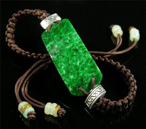 我买的翡翠手镯里的棉越来越明显的简单介绍-第2张图片-翡翠网 我买的翡翠手镯里的棉越来越明显的简单介绍-第2张图片-翡翠网