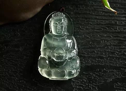 翡翠原石老坑是什么翡翠原石扒皮是什么意思-第4张图片-翡翠网 翡翠原石老坑是什么翡翠原石扒皮是什么意思-第4张图片-翡翠网