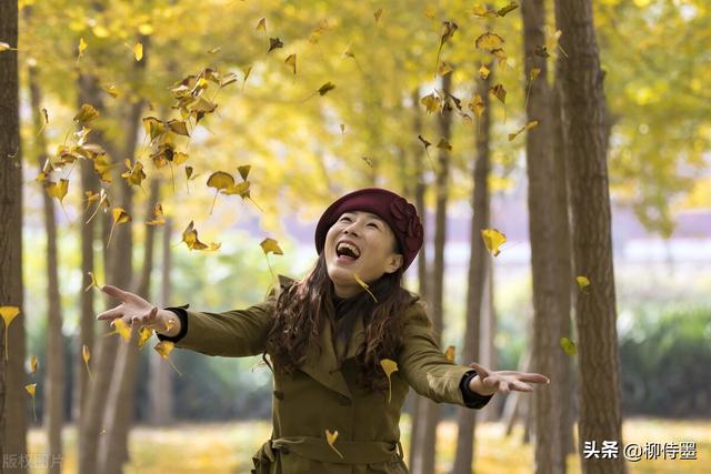 翡翠手镯怎么拍照好看翡翠手镯如何拍照-第5张图片-翡翠网