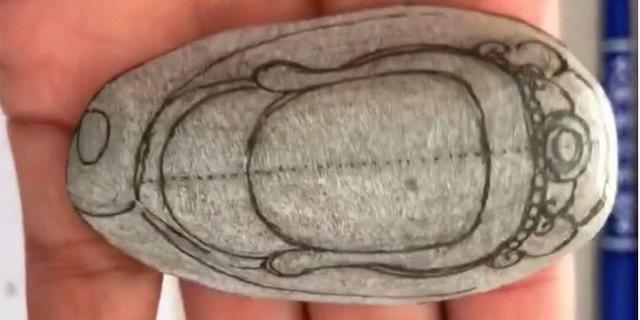 滨海翡翠原石小料翡翠原石有几种料-第3张图片-翡翠网 滨海翡翠原石小料翡翠原石有几种料-第3张图片-翡翠网