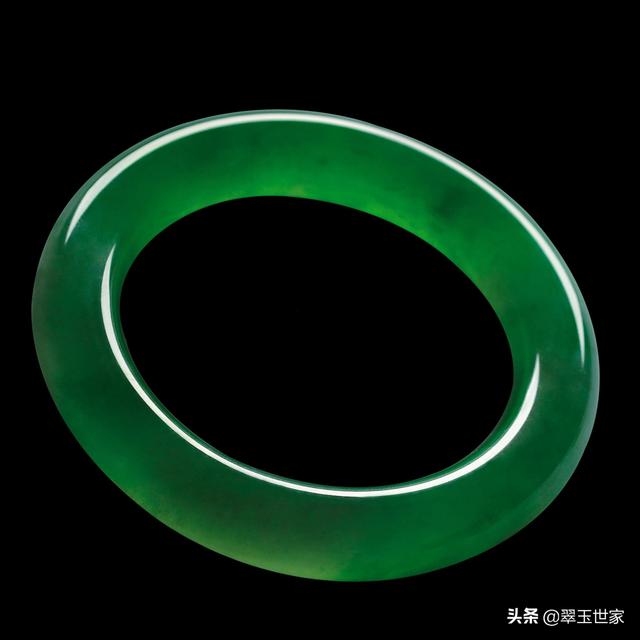 最贵的翡翠手镯排行榜,最贵的翡翠手镯排行榜图片-第10张图片-翡翠网 最贵的翡翠手镯排行榜,最贵的翡翠手镯排行榜图片-第10张图片-翡翠网