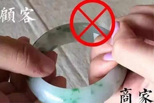 周大生的翡翠手镯怎么样,周大生翡翠手镯怎么样-第3张图片-翡翠网 周大生的翡翠手镯怎么样,周大生翡翠手镯怎么样-第3张图片-翡翠网