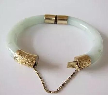 周大生的翡翠手镯怎么样,周大生翡翠手镯怎么样-第10张图片-翡翠网 周大生的翡翠手镯怎么样,周大生翡翠手镯怎么样-第10张图片-翡翠网