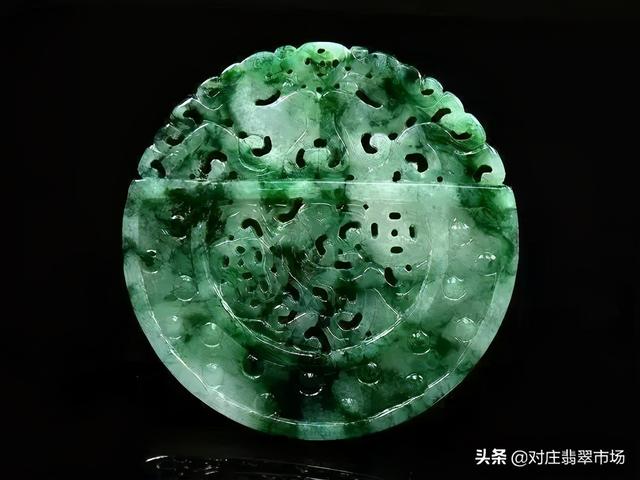 三青三水翡翠原石图片的简单介绍-第1张图片-翡翠网 三青三水翡翠原石图片的简单介绍-第1张图片-翡翠网