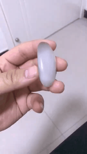 翡翠猫眼戒面的价格翡翠戒面的等级与价格-第3张图片-翡翠网 翡翠猫眼戒面的价格翡翠戒面的等级与价格-第3张图片-翡翠网