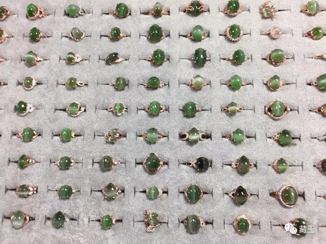 翡翠猫眼戒面的价格翡翠戒面的等级与价格-第11张图片-翡翠网 翡翠猫眼戒面的价格翡翠戒面的等级与价格-第11张图片-翡翠网