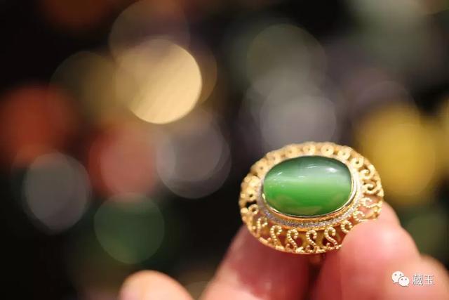 翡翠猫眼戒面的价格翡翠戒面的等级与价格-第16张图片-翡翠网 翡翠猫眼戒面的价格翡翠戒面的等级与价格-第16张图片-翡翠网