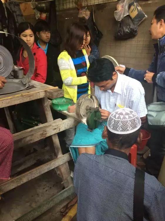 冰种紫罗兰翡翠手镯价格紫罗兰翡翠手镯描述-第15张图片-翡翠网 冰种紫罗兰翡翠手镯价格紫罗兰翡翠手镯描述-第15张图片-翡翠网