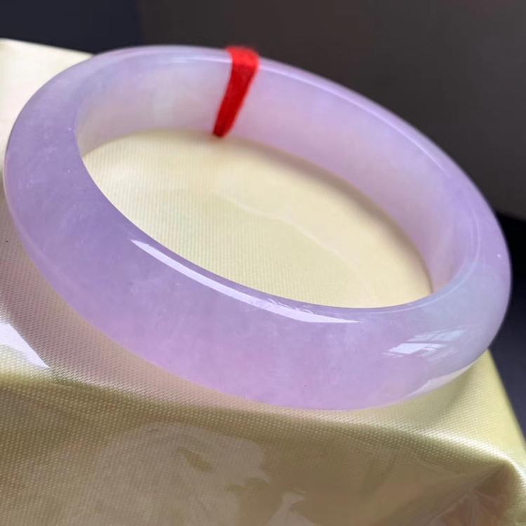 粉紫翡翠手镯,紫翡翠手镯价格-第1张图片-翡翠网 粉紫翡翠手镯,紫翡翠手镯价格-第1张图片-翡翠网