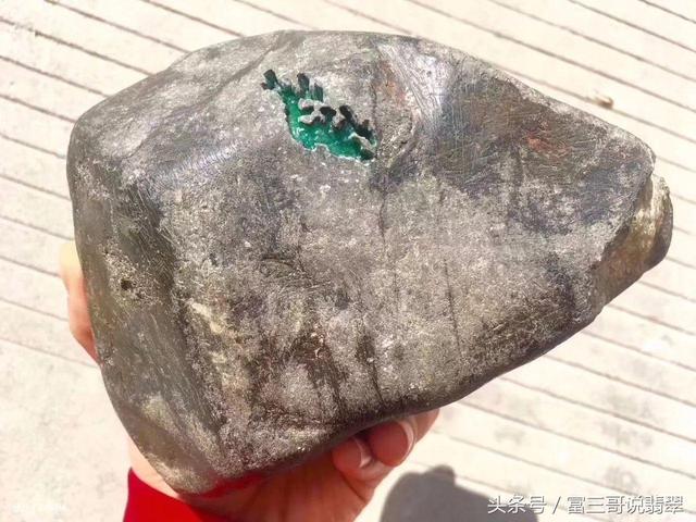 翡翠精品原石,缅甸为什么那么多翡翠原石-第6张图片-翡翠网 翡翠精品原石,缅甸为什么那么多翡翠原石-第6张图片-翡翠网