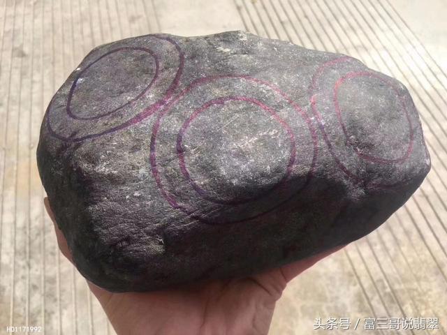 翡翠精品原石,缅甸为什么那么多翡翠原石-第18张图片-翡翠网 翡翠精品原石,缅甸为什么那么多翡翠原石-第18张图片-翡翠网