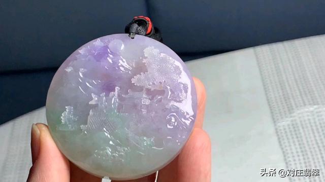 糯种春带彩手镯大约多少钱糯种春带彩翡翠手镯-第3张图片-翡翠网 糯种春带彩手镯大约多少钱糯种春带彩翡翠手镯-第3张图片-翡翠网