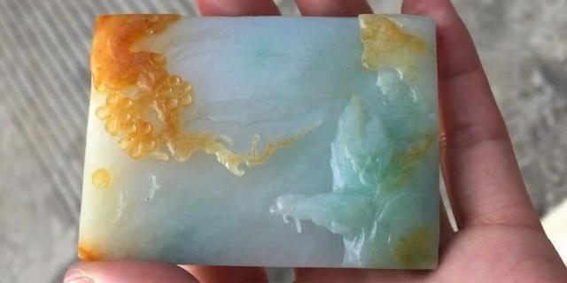 翡翠故事原石成品翡翠原石为什么比成品贵-第8张图片-翡翠网 翡翠故事原石成品翡翠原石为什么比成品贵-第8张图片-翡翠网