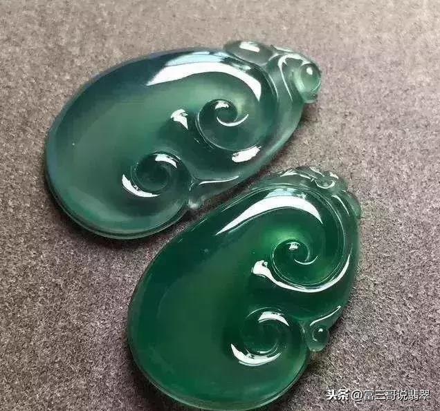 晴底翡翠手镯绿翡翠手镯图片-第6张图片-翡翠网 晴底翡翠手镯绿翡翠手镯图片-第6张图片-翡翠网