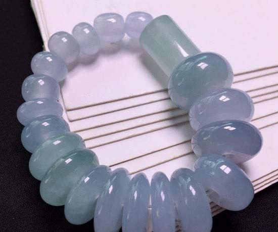 紫罗兰翡翠手串怎么盘,紫罗兰翡翠手串价格-第2张图片-翡翠网 紫罗兰翡翠手串怎么盘,紫罗兰翡翠手串价格-第2张图片-翡翠网