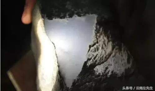 世界上最贵的翡翠原石世界上最贵翡翠原石-第10张图片-翡翠网 世界上最贵的翡翠原石世界上最贵翡翠原石-第10张图片-翡翠网