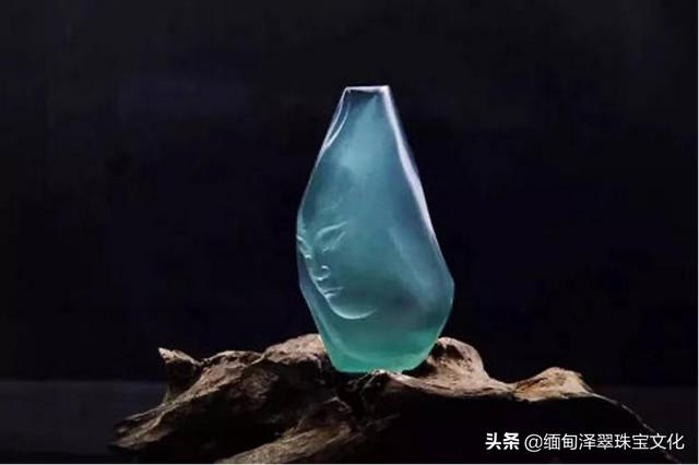 翡翠手镯颜色分类,翡翠手镯12种颜色-第15张图片-翡翠网 翡翠手镯颜色分类,翡翠手镯12种颜色-第15张图片-翡翠网