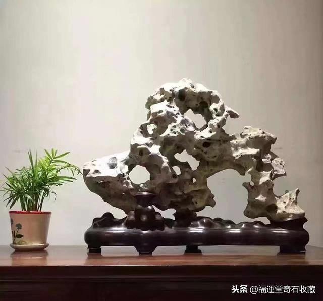 包含营山帝王绿翡翠原石的词条-第3张图片-翡翠网 包含营山帝王绿翡翠原石的词条-第3张图片-翡翠网