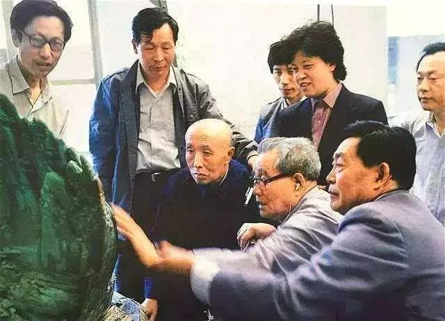 慈禧翡翠首饰图片,慈禧翡翠原石图片-第7张图片-翡翠网 慈禧翡翠首饰图片,慈禧翡翠原石图片-第7张图片-翡翠网