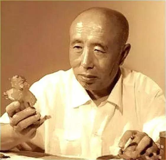 慈禧翡翠首饰图片,慈禧翡翠原石图片-第24张图片-翡翠网 慈禧翡翠首饰图片,慈禧翡翠原石图片-第24张图片-翡翠网