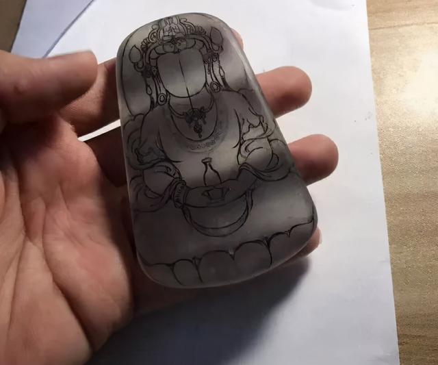 原石开玻璃种翡翠,翡翠玻璃种冰种原石-第7张图片-翡翠网 原石开玻璃种翡翠,翡翠玻璃种冰种原石-第7张图片-翡翠网