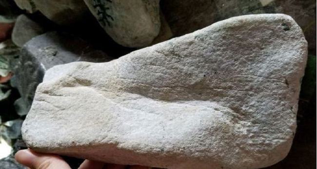 福州翡翠原石加工翡翠原石加工一般多少钱-第2张图片-翡翠网 福州翡翠原石加工翡翠原石加工一般多少钱-第2张图片-翡翠网