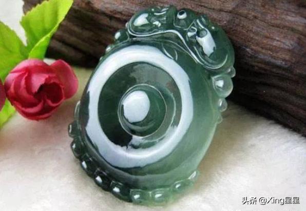 翡翠底子灰打灯是什么表现,翡翠底子灰的原石-第3张图片-翡翠网 翡翠底子灰打灯是什么表现,翡翠底子灰的原石-第3张图片-翡翠网