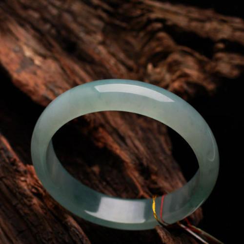 塑料翡翠手镯,一对7亿的翡翠手镯-第1张图片-翡翠网 塑料翡翠手镯,一对7亿的翡翠手镯-第1张图片-翡翠网