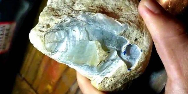 翡翠莫西沙有什么皮莫西沙翡翠白沙皮原石-第6张图片-翡翠网 翡翠莫西沙有什么皮莫西沙翡翠白沙皮原石-第6张图片-翡翠网